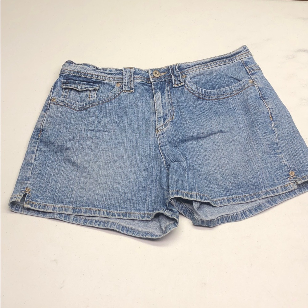 FADED GLORY JEAN SHORTS 10/30 ⭐️